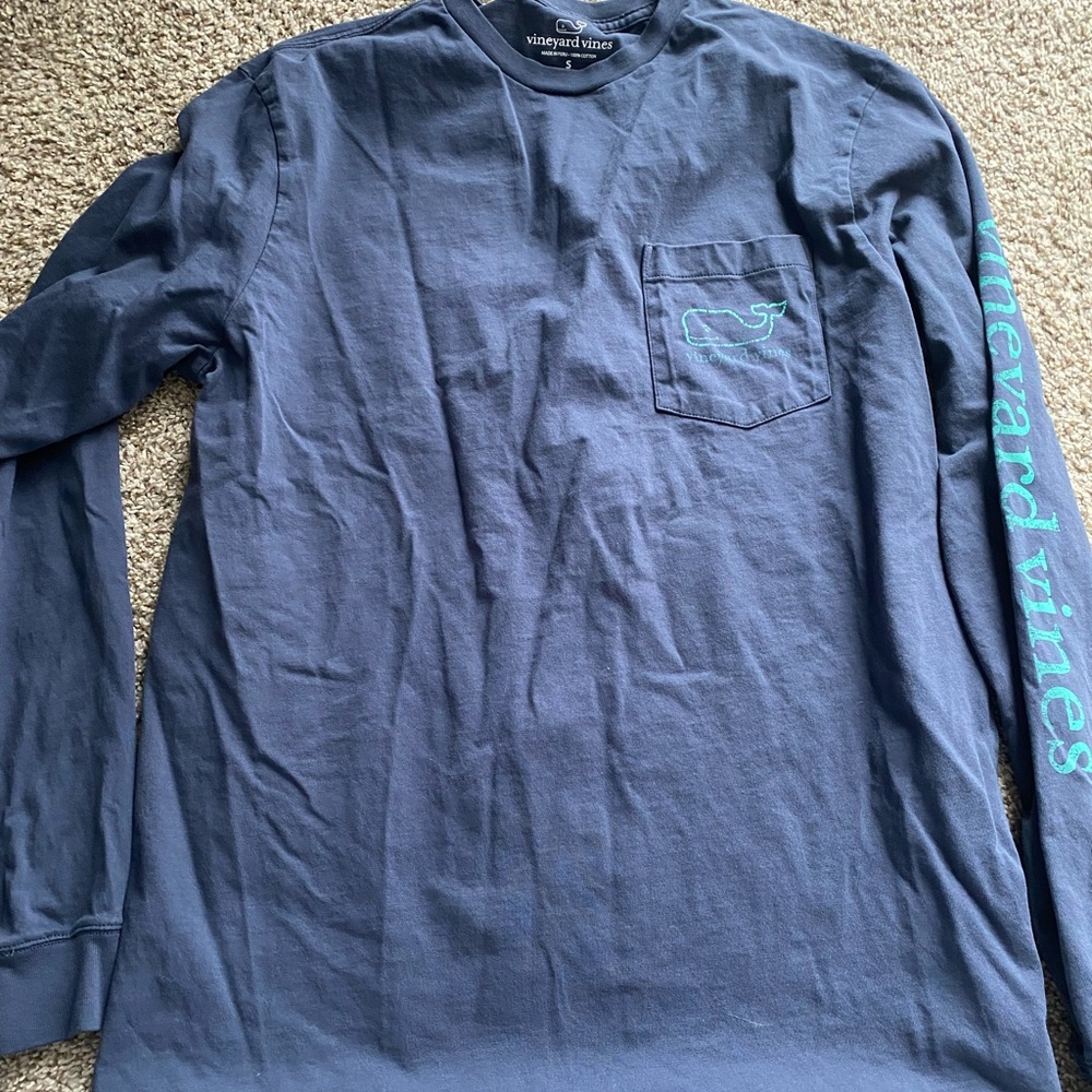 Vineyard vines long sleeve size small
